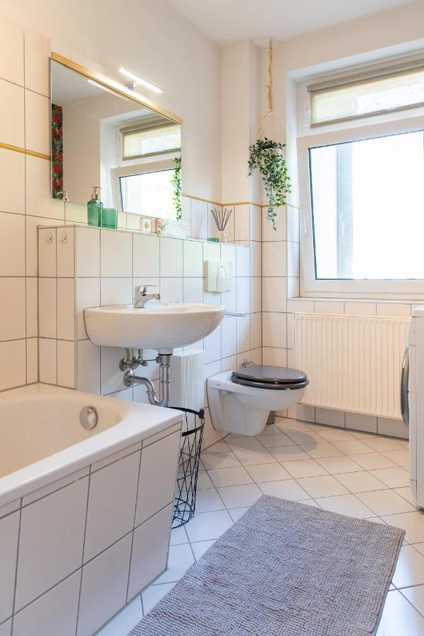 Stilvolles Apartment - Balkon, Netflix, Nespresso, Zentral, Messe Chemnitz Exterior foto