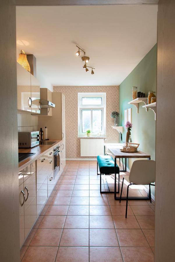 Stilvolles Apartment - Balkon, Netflix, Nespresso, Zentral, Messe Chemnitz Exterior foto